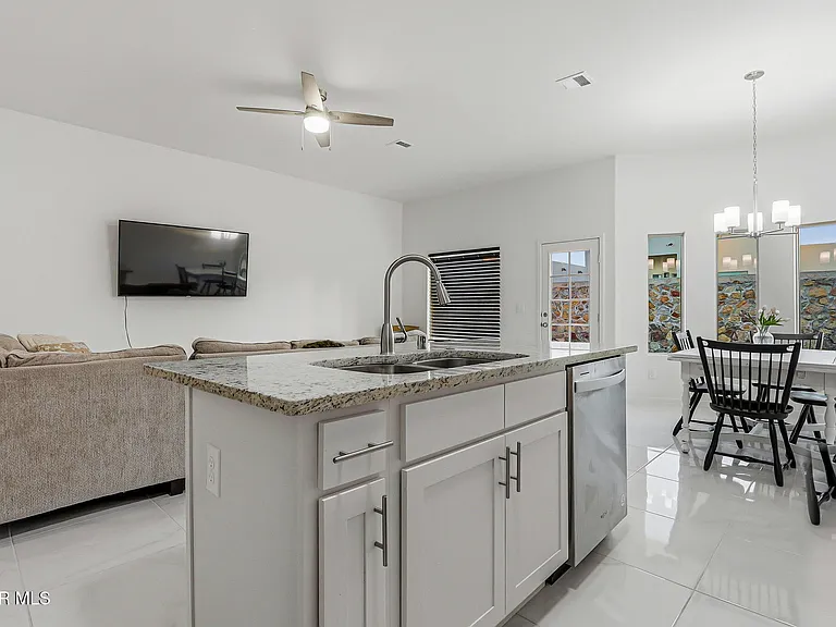 13808 Paseo Sereno Dr — Photo 18