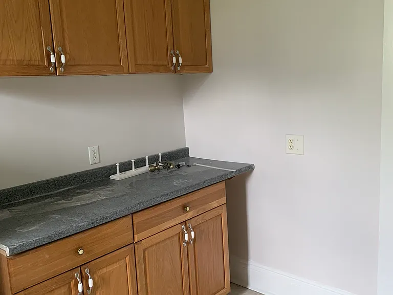 44 Liftbridge Ln E #3 — Photo 7