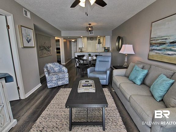5th image of 409 E Beach Blvd #1083