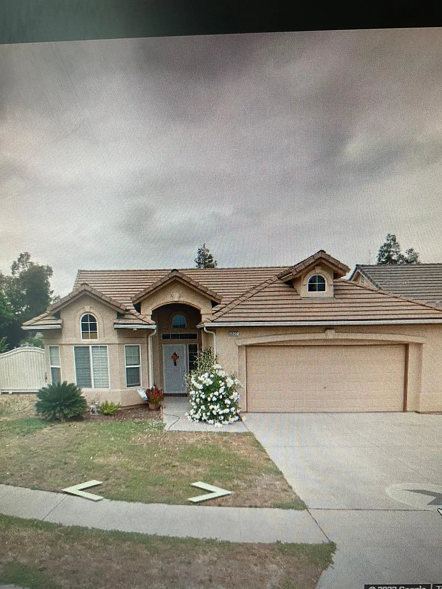 5527 N Ensanada Ave photo 1