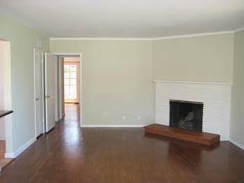 5th image of 5946 La Tijera Blvd