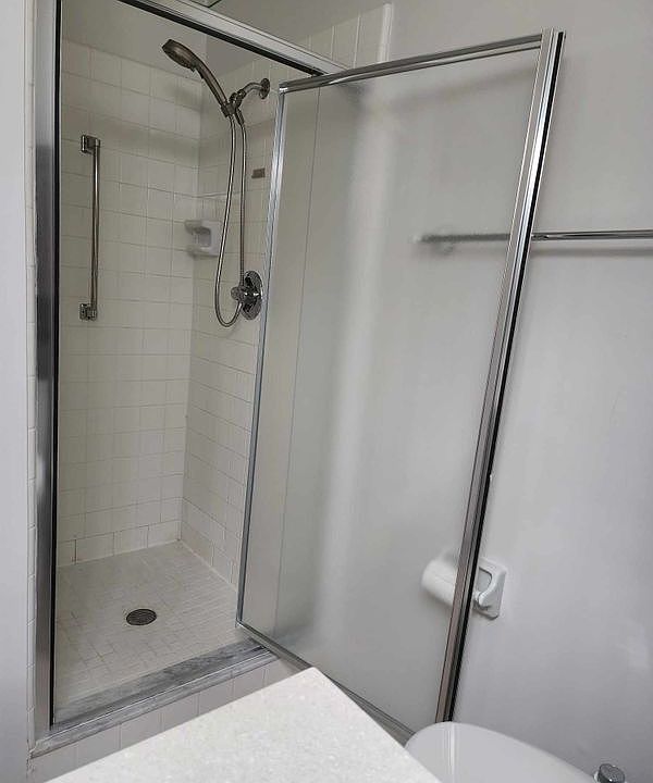 1st image of 1102 Halton Ct #1102