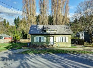 1228 S 6th St, Mount Vernon, WA 98273