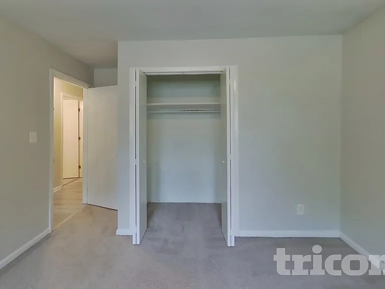 2270 Emerald Castle Dr — Photo 13