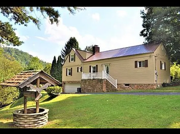 74 Radio Hill St, Mc Carr, KY 41544