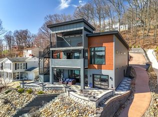 40 E Mohawk Dr, Malvern, OH