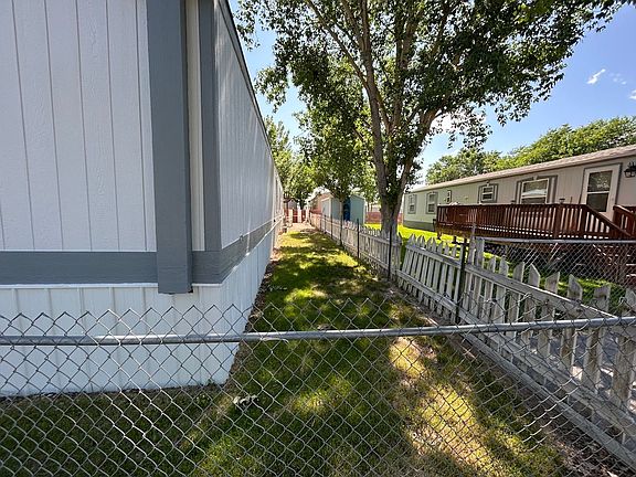 5th image of 124 Opal Dr