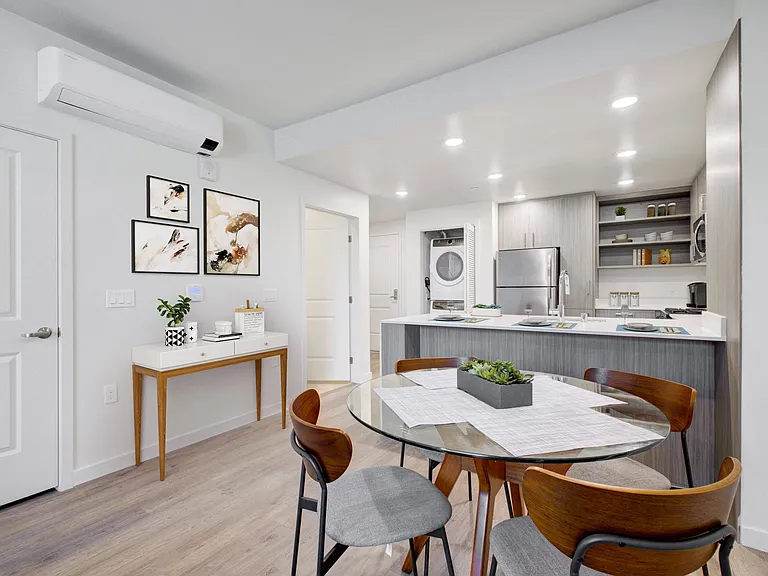 MODE Apartments — Photo 9