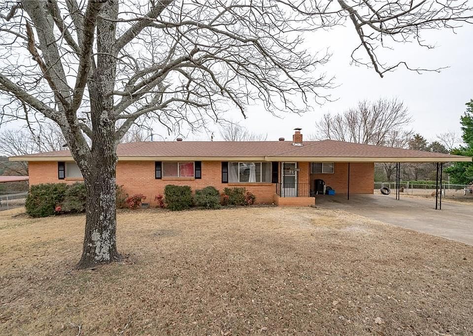 1st image of 3802 Ponderosa Ln