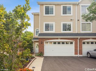 218 E Parallel St #5A, Palatine, IL 60067