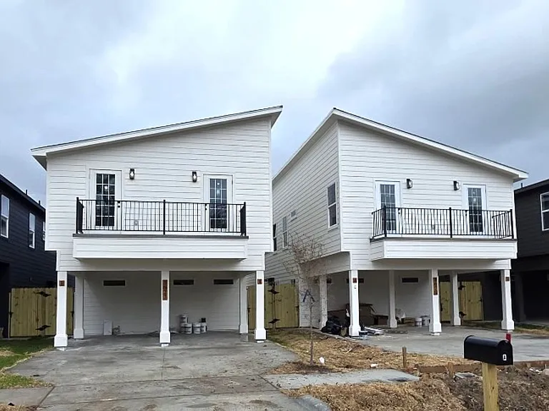 8629 Homewood Ln #A — Photo 1