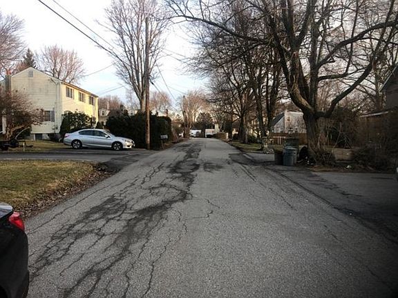 5th image of 15 Heathcote Rd