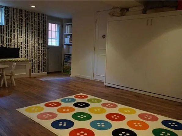 39-76 44st image 1 of 19