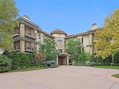 4801 W 133rd St UNIT 301, Leawood, KS, 66211