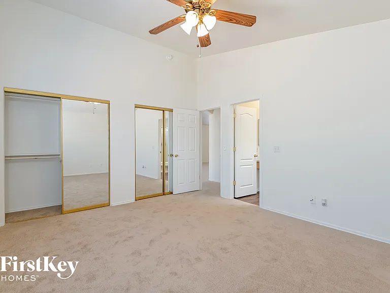 3114 S Vaughn Dr — Photo 7