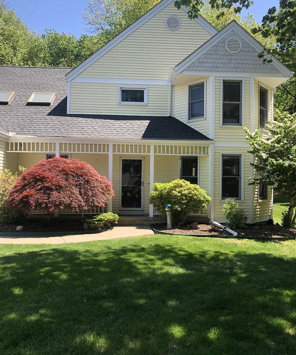 2 bed, 2.5 bath, 1945 sqft, $3,500 — Photo 1