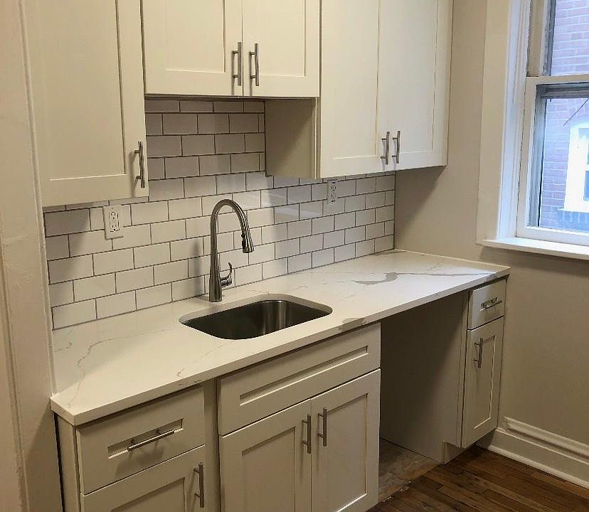 1st image of 6528 Berthold Ave #4