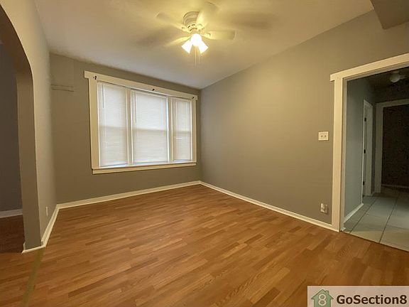 5th image of 3824 W North Ave #2N