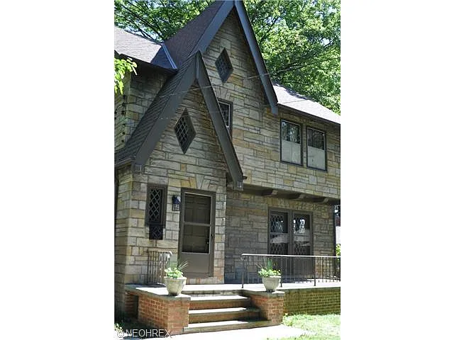 31308 Lake Rd photo 1