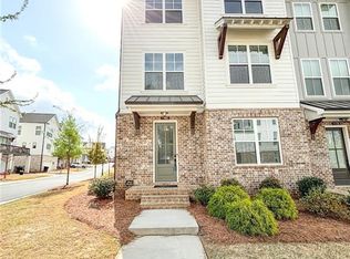 1166 Farmstead Rd, Suwanee, GA 30024