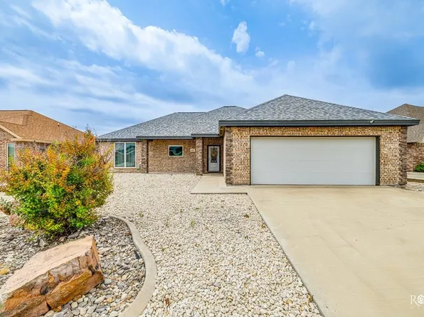 1913 Colonial Dr, San Angelo, TX 76904
