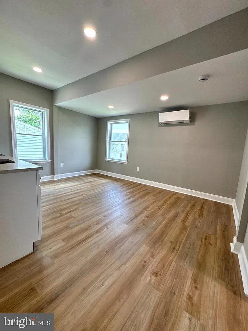 Studio, $1,450 — Photo 4