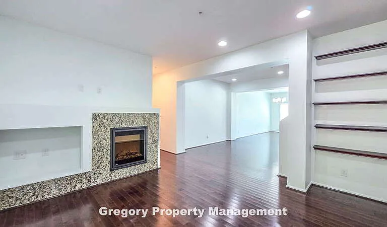 10394 157th Pl NE #104 — Photo 12