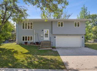 719 10th Ave E, West Fargo, ND 58078