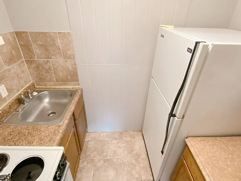 4815 Ames Ave — Photo 2