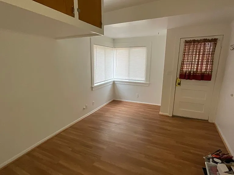 606 Main Ave — Photo 5