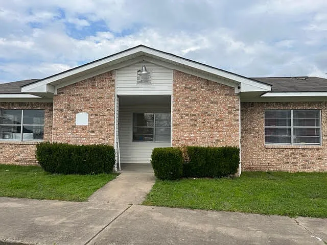 Navasota Landing — Photo 2