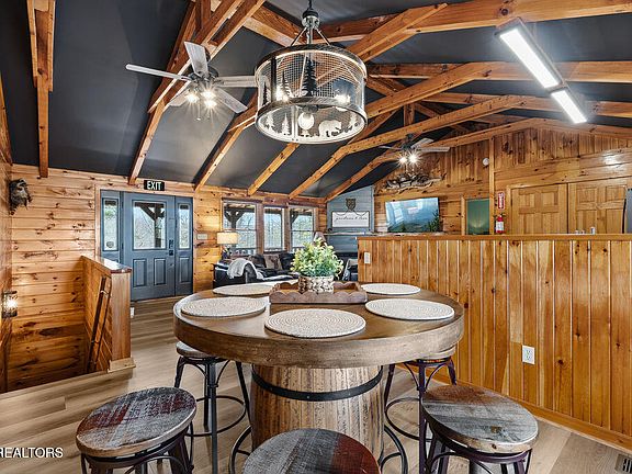 15th image of this home