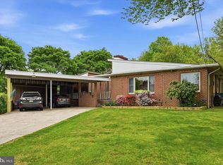 393 Monticello Ave, Upper Chichester, PA 19014