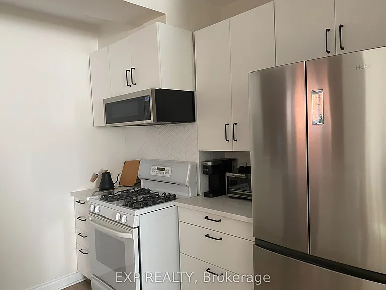 451 Sunnyside Ave — Photo 7