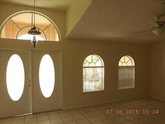 3rd image of 3018 16th St W Unit 4