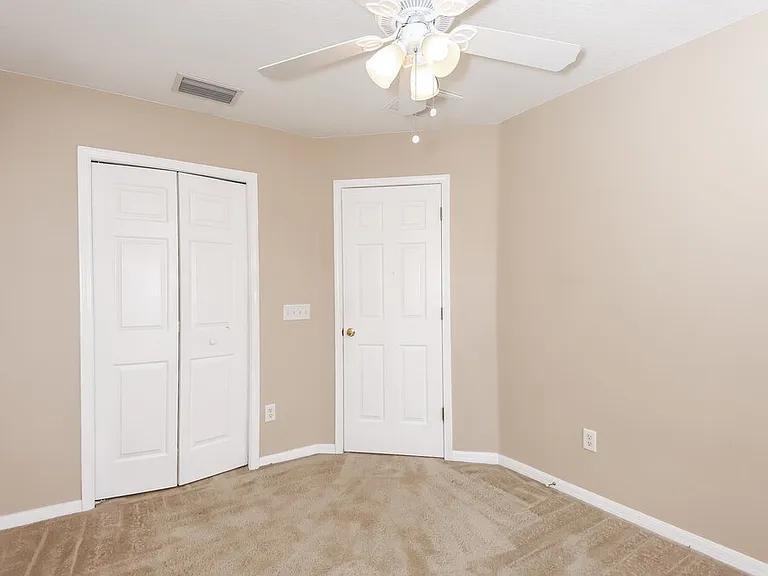 10330 Avelar Ridge Dr — Photo 12