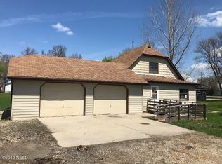 208 Walnut St, Avon, SD 57315