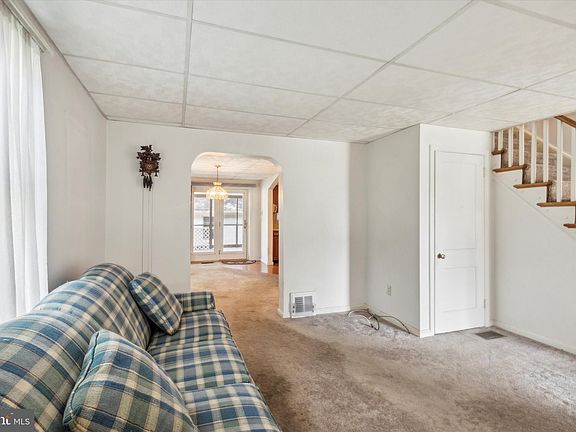 4th image of 244 Lagrange Ave #242