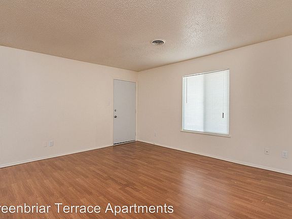 5th image of 2712 Britain Dr APT 1