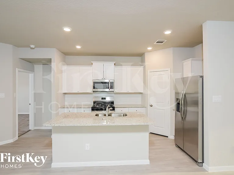 1839 Morse Way — Photo 4