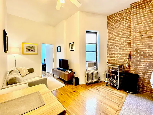 Rented by Corcoran | media 20