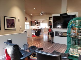 1417 Ruidoso Ct, Libertyville, IL 60048