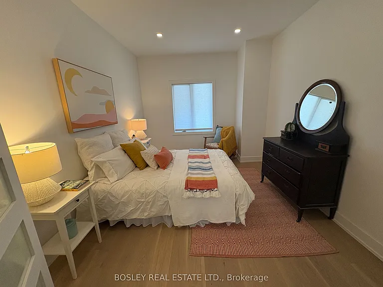 111 Carlaw Ave — Photo 11