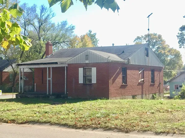 6300 Sherry Ave, Saint Louis, MO 63136