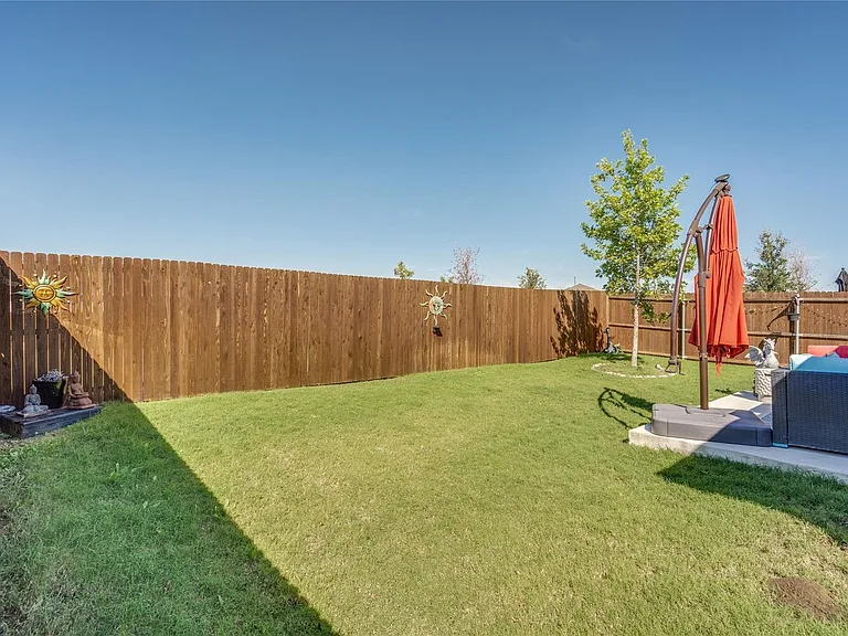 7733 Ruellia Rd — Photo 18
