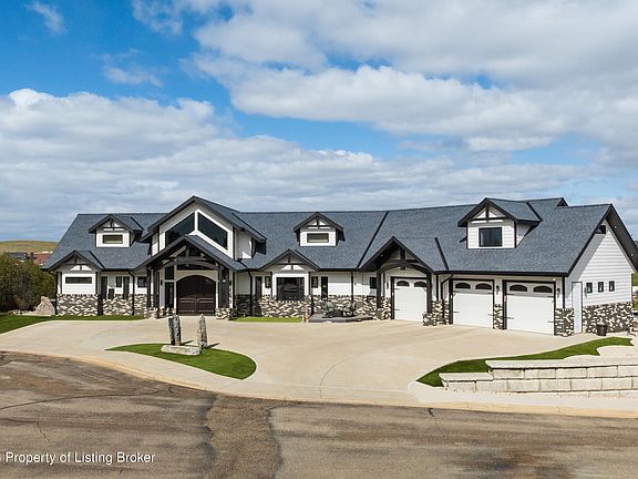 5th image of 1591 Prairie Creek Rd