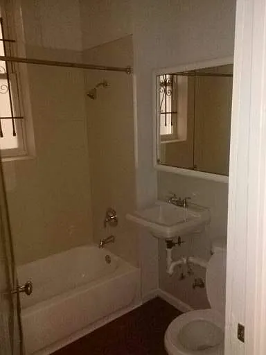 243 W 58th St #1 — Photo 3