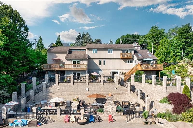 2106 Reis Run Rd, Pittsburgh, PA 15237 MLS 1609632 Zillow