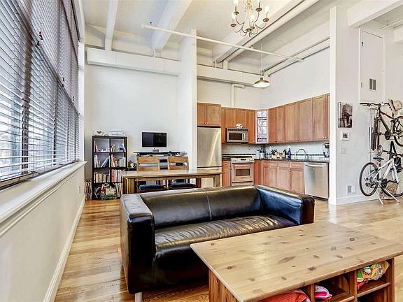 5th image of 300 Communipaw Ave APT 115