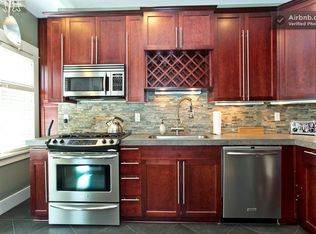 654 SW Grant St APT 101, Portland, OR 97201